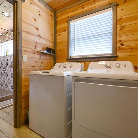 Convenient Romantic Hot Tub Bbq 3-Night Special! Брокен-Боу Экстерьер фото