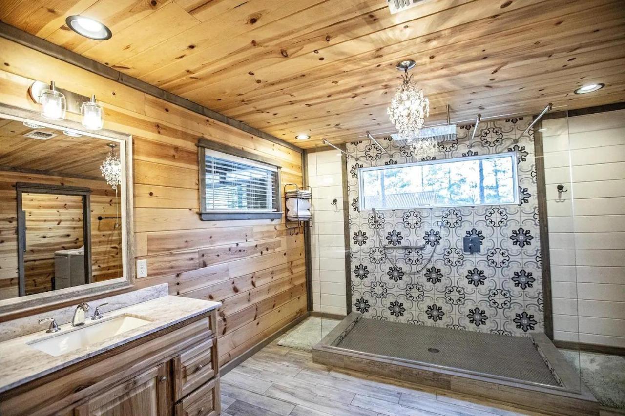Convenient Romantic Hot Tub Bbq 3-Night Special! Брокен-Боу Экстерьер фото